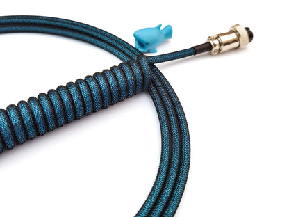 Blue keyboard cable with Gx16 Aviator connector and USB C connection with coil.