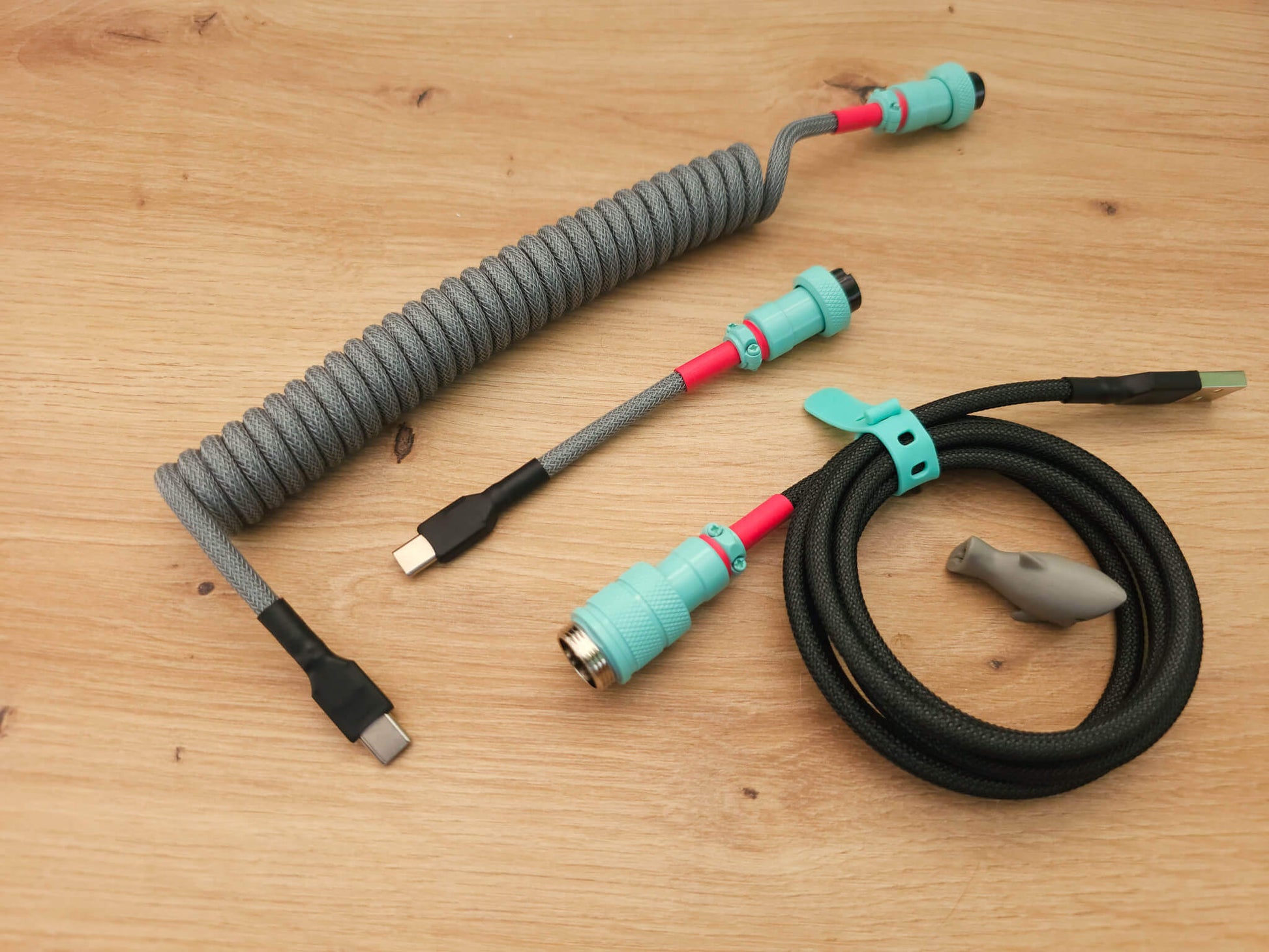 GMK Modern Dolch Keycaps  custom coiled cable. With Teal Aviator connector and USB-C connection.