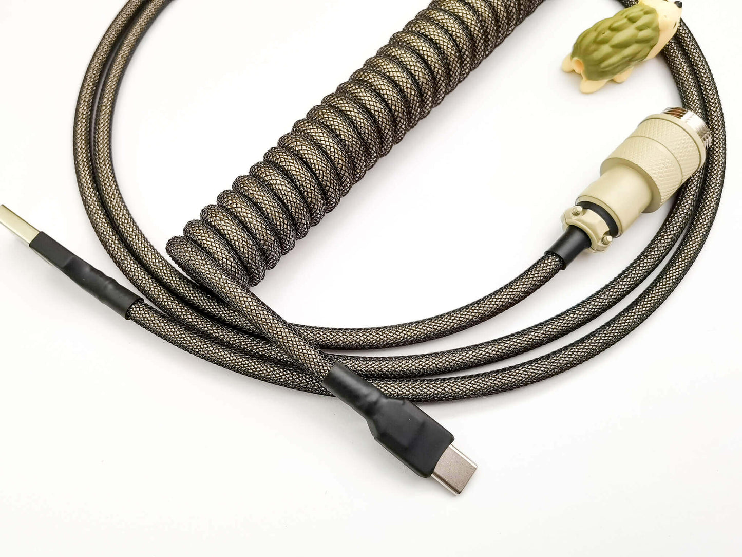 GMK Nines coiled cable in black and beige colors with Gx16 connector and USBC connection