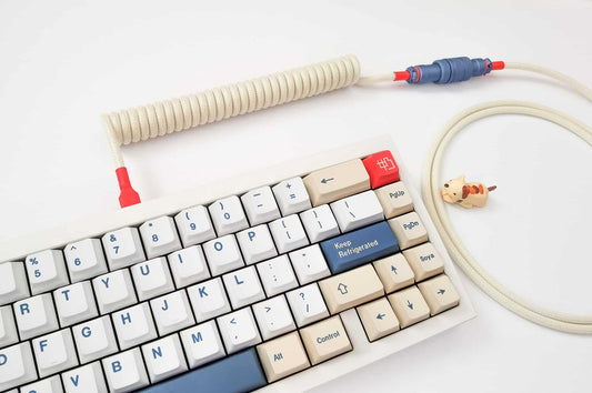 GMK Soyamilk beige keyboard cable
