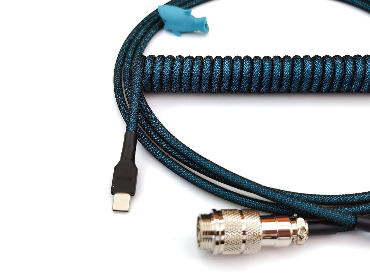 Dark Blue keyboard cable designed for blue mechanical keyboards and blue custom keycaps with Aviator connector and USB C connection